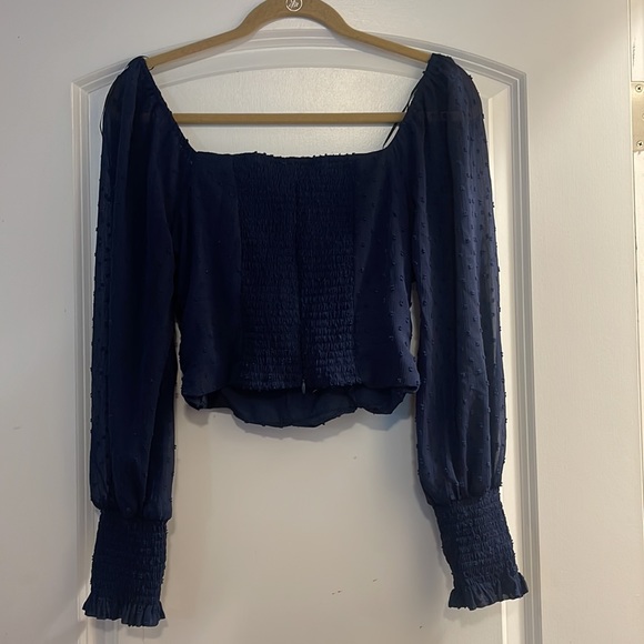 Aqua medium navy blue nwt blouse with detailing - Picture 4 of 4